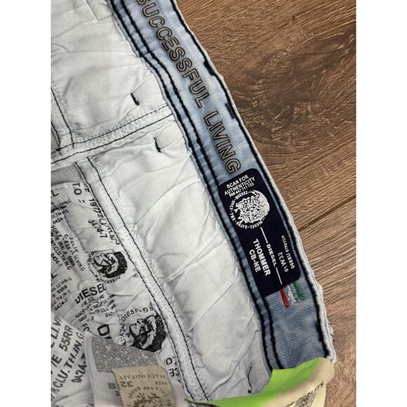 New DIESEL x DUCATI Rare Thommer CB-NE Men's Motorcycle Style Blue Jeans Size 32 - Picture 5 of 6